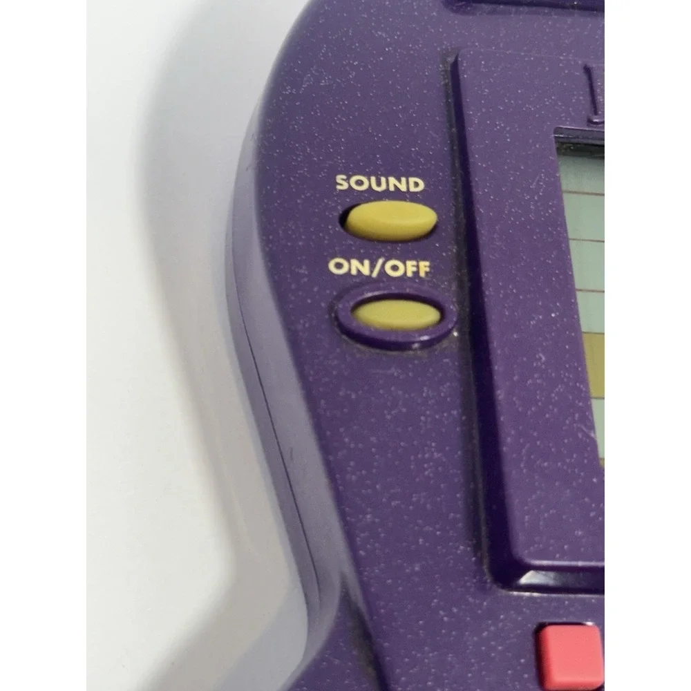 1999 Yahtzee Jackpot Slots Handheld Electronic Game by Hasbro-Works